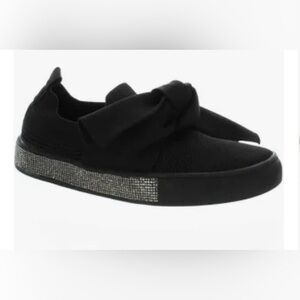 Bernie Mev Serenity w Bow Women's Size 38 Blsck slip on NWOB size 37